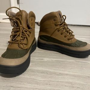 Nike Youth Hiking Boots